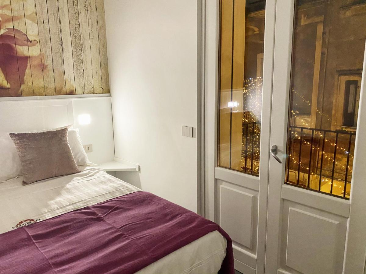 Anfiteatro Le Suites CTA Exterior photo